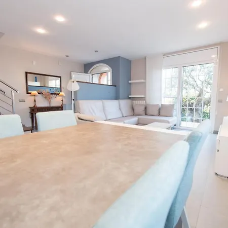 Holiday home Homeholidaysrentals Royal Pineda de Mar