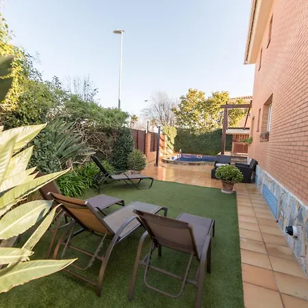 Homeholidaysrentals Royal Holiday home *