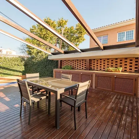 Homeholidaysrentals Royal Holiday home *